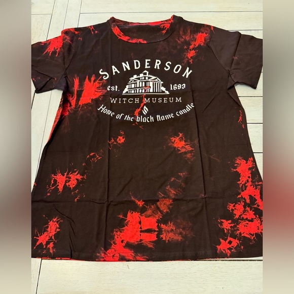 NWOT Hocus Pocus T-shirt Sz XL -Disney Halloween movie Sanderson sisters tie dye - Picture 1 of 2